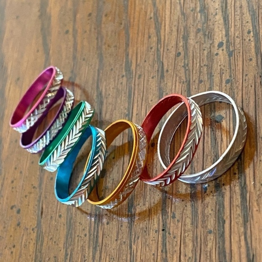 NEW Fine Fashion Unisex Lightweight Aluminum 7 Count Rings (Rainbow Assortment)